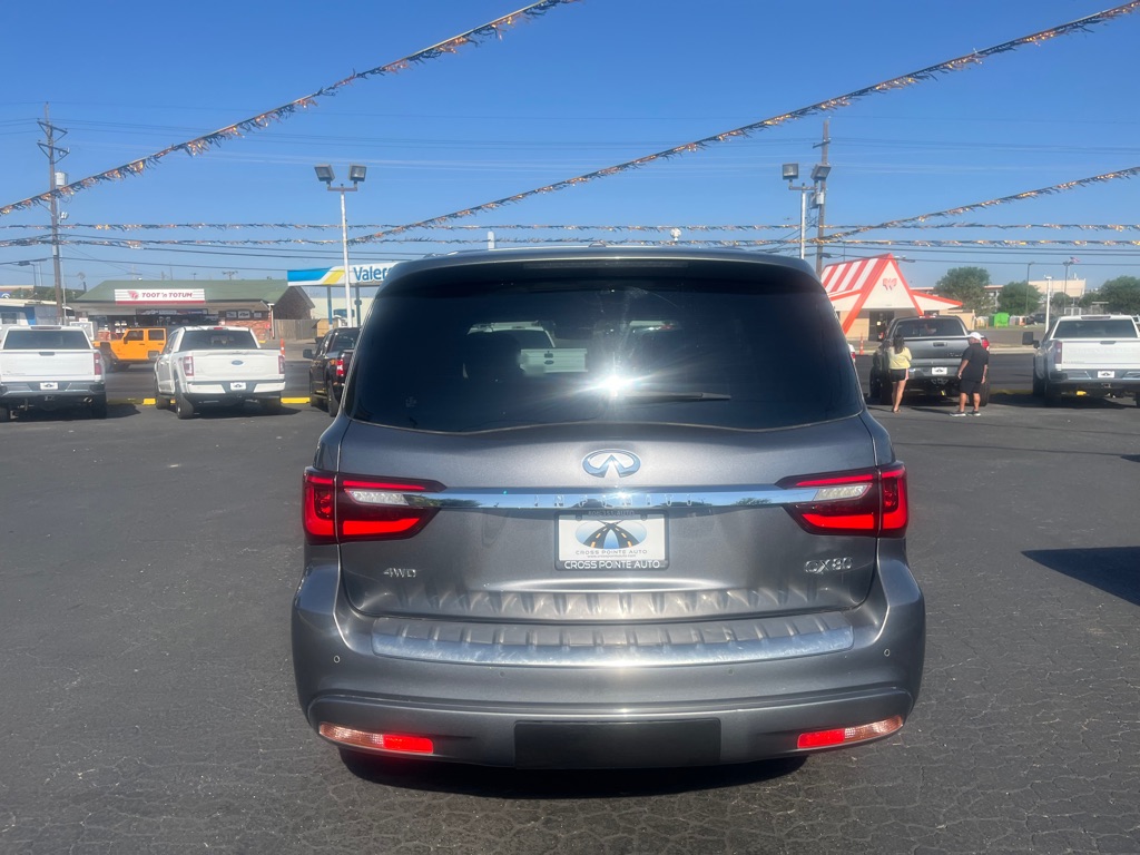 Photo 7 of this INFINITI QX80