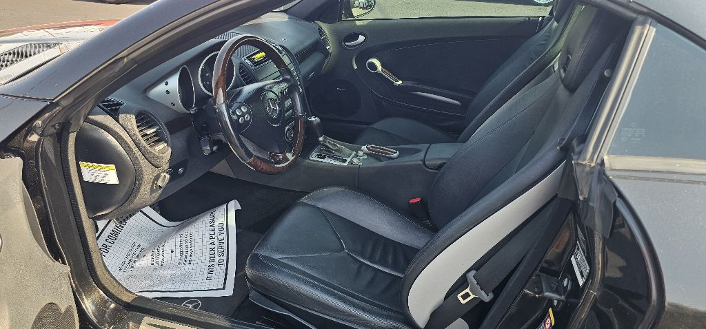Photo 9 of this MERCEDES-BENZ SLK