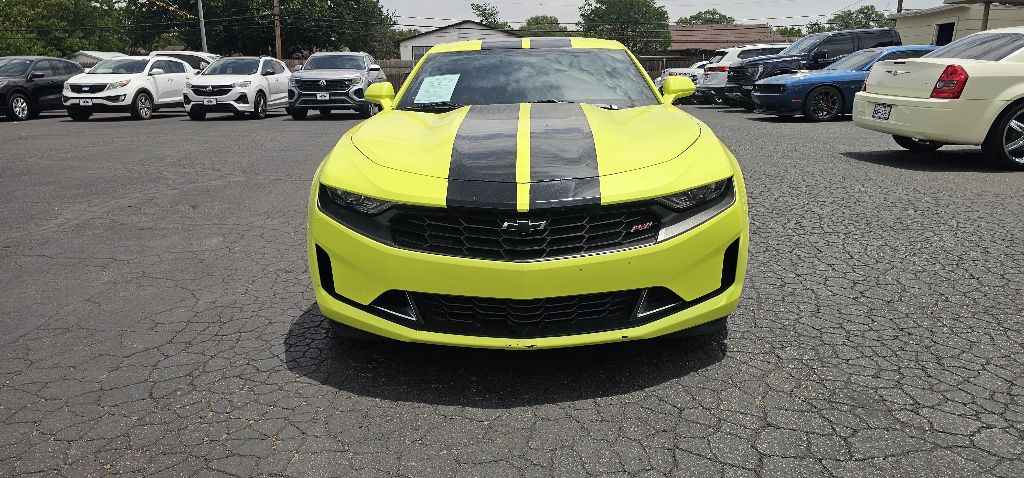Photo 3 of this CHEVROLET CAMARO