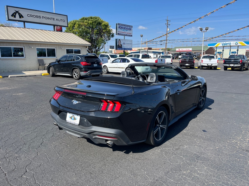 Photo 8 of this FORD MUSTANG