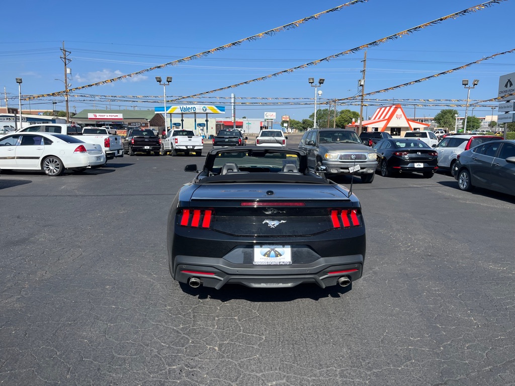 Photo 7 of this FORD MUSTANG