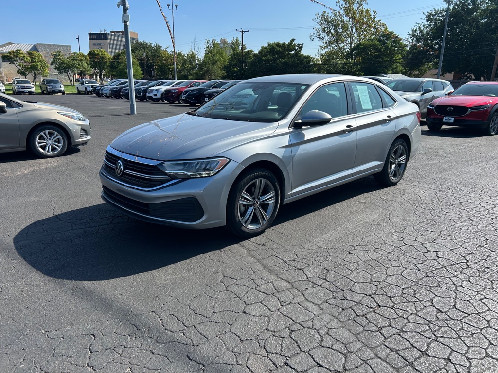 Photo 4 of this VOLKSWAGEN JETTA