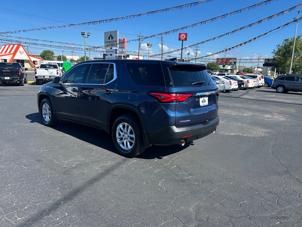Photo 6 of this CHEVROLET TRAVERSE