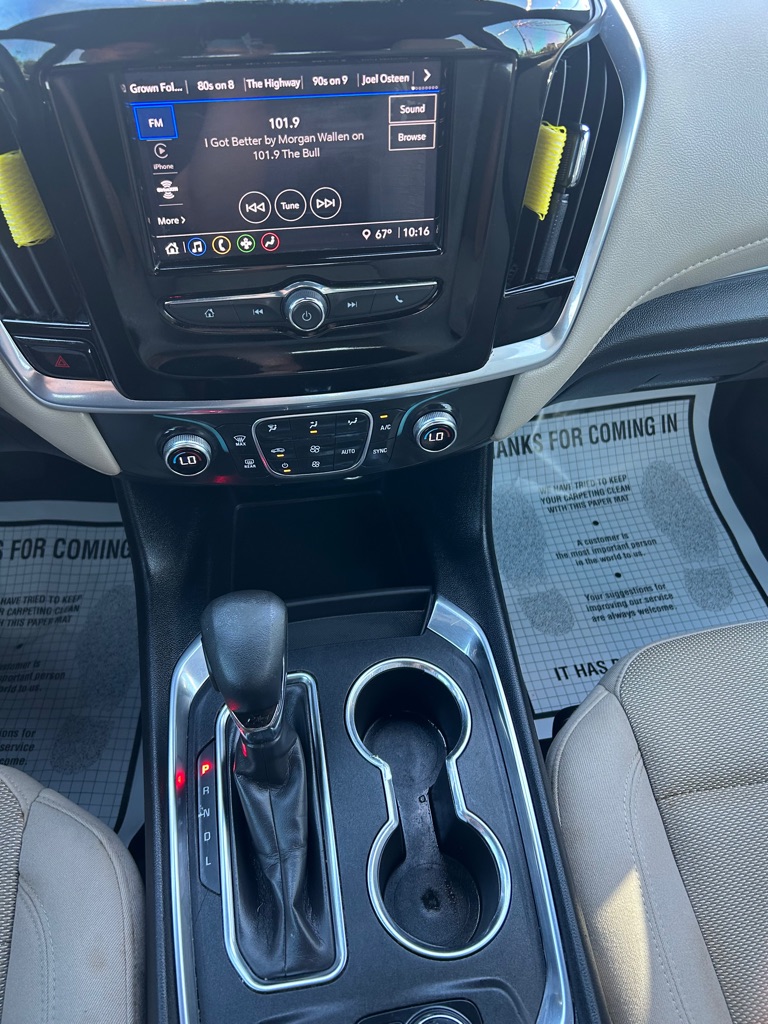 Photo 15 of this CHEVROLET TRAVERSE