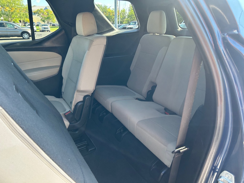 Photo 12 of this CHEVROLET TRAVERSE