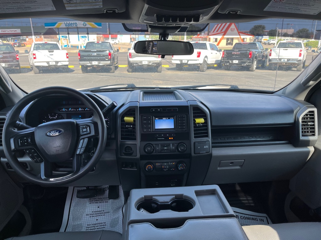 Photo 11 of this FORD F250 SUPER DUT