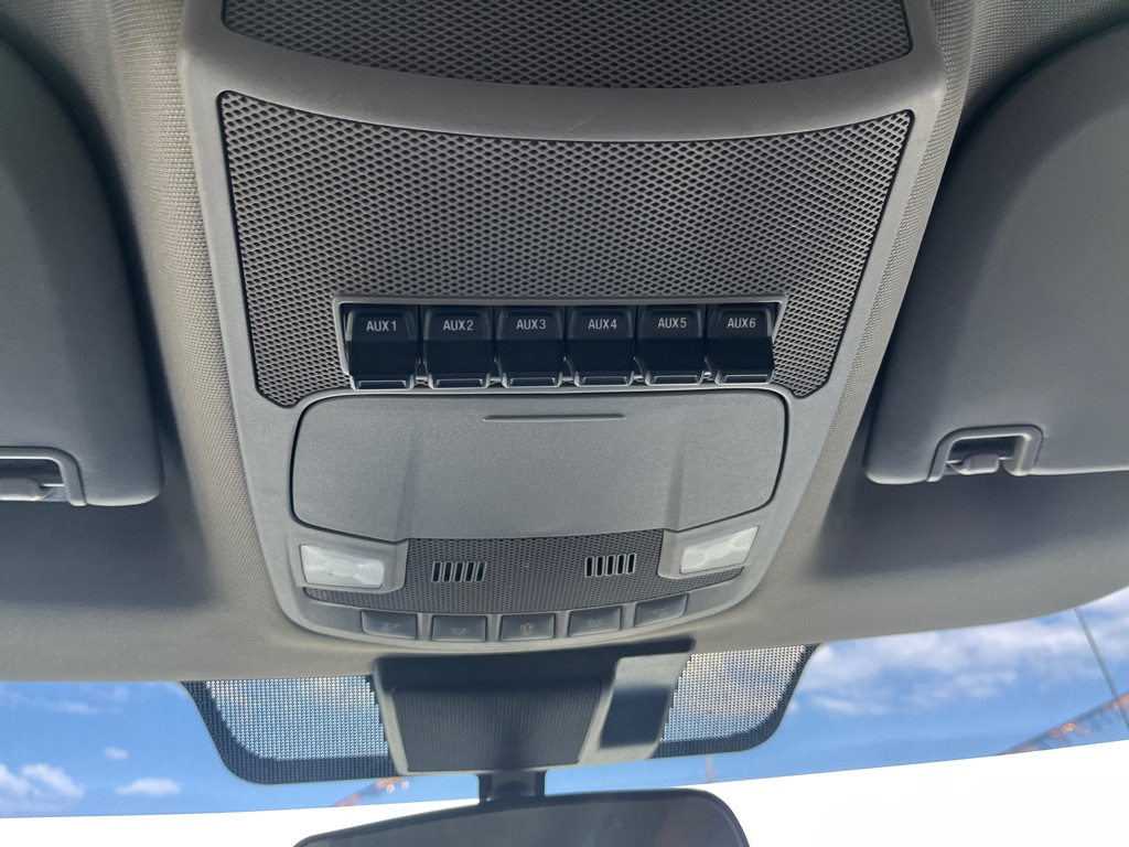 Photo 15 of this FORD F250 SUPER DUT