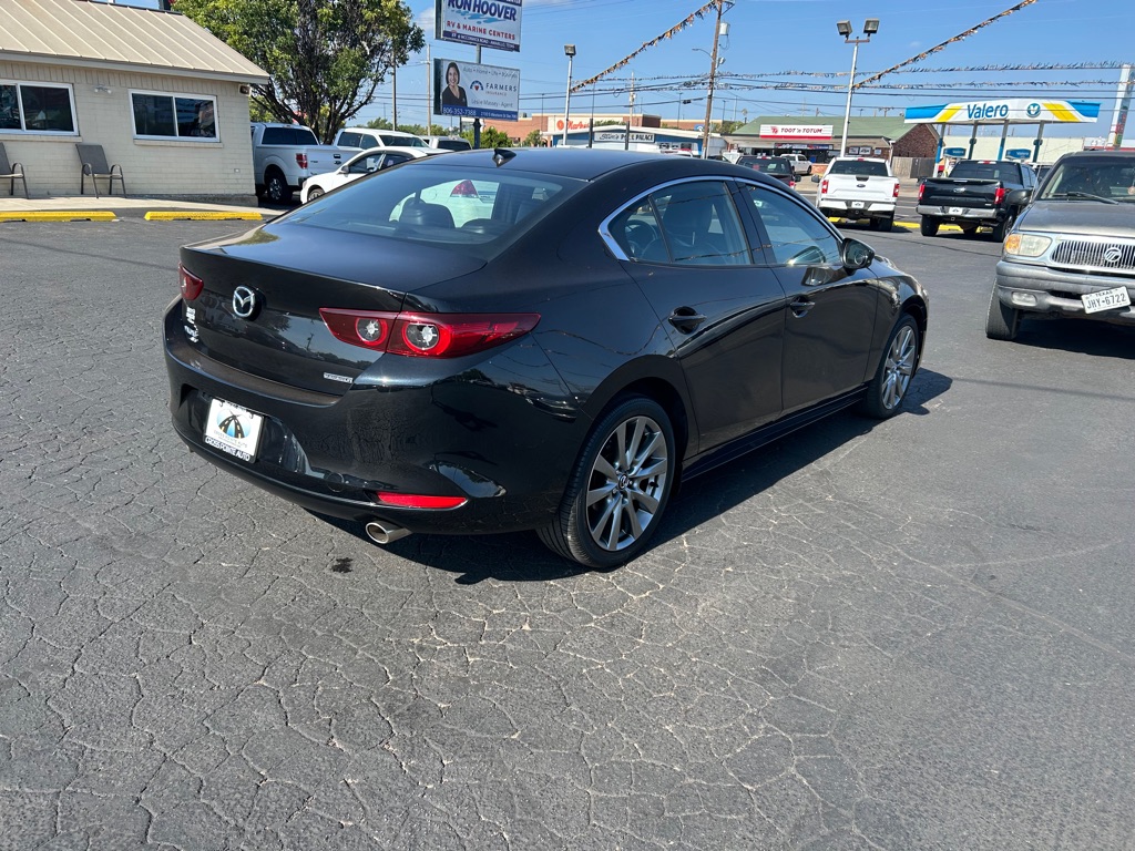 Photo 8 of this MAZDA MAZDA3 SEDAN
