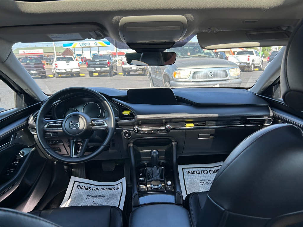 Photo 11 of this MAZDA MAZDA3 SEDAN