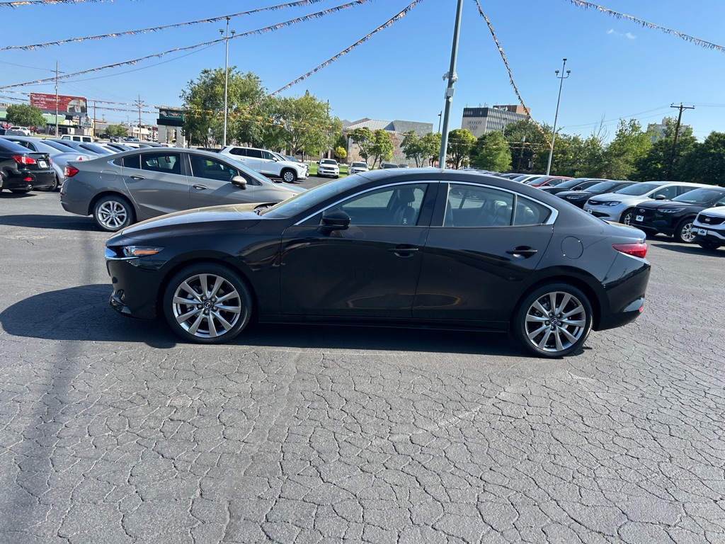 Photo 5 of this MAZDA MAZDA3 SEDAN