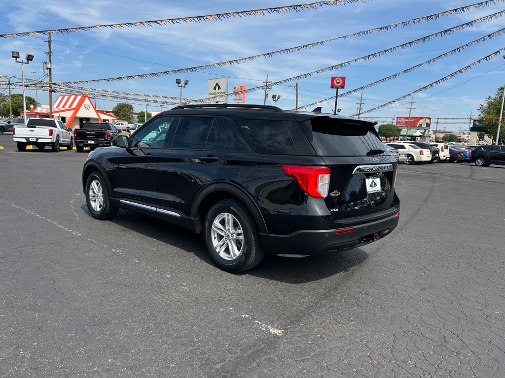 Photo 6 of this FORD EXPLORER