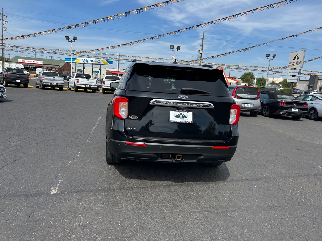 Photo 7 of this FORD EXPLORER