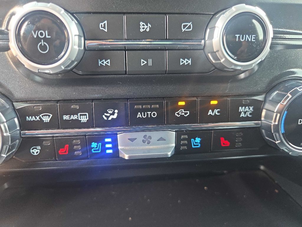 Photo 11 of this FORD F150
