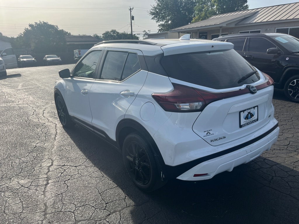 Photo 8 of this NISSAN KICKS