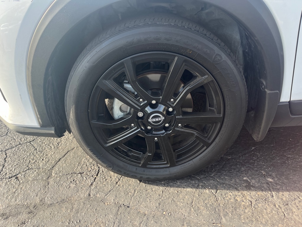 Photo 13 of this NISSAN KICKS