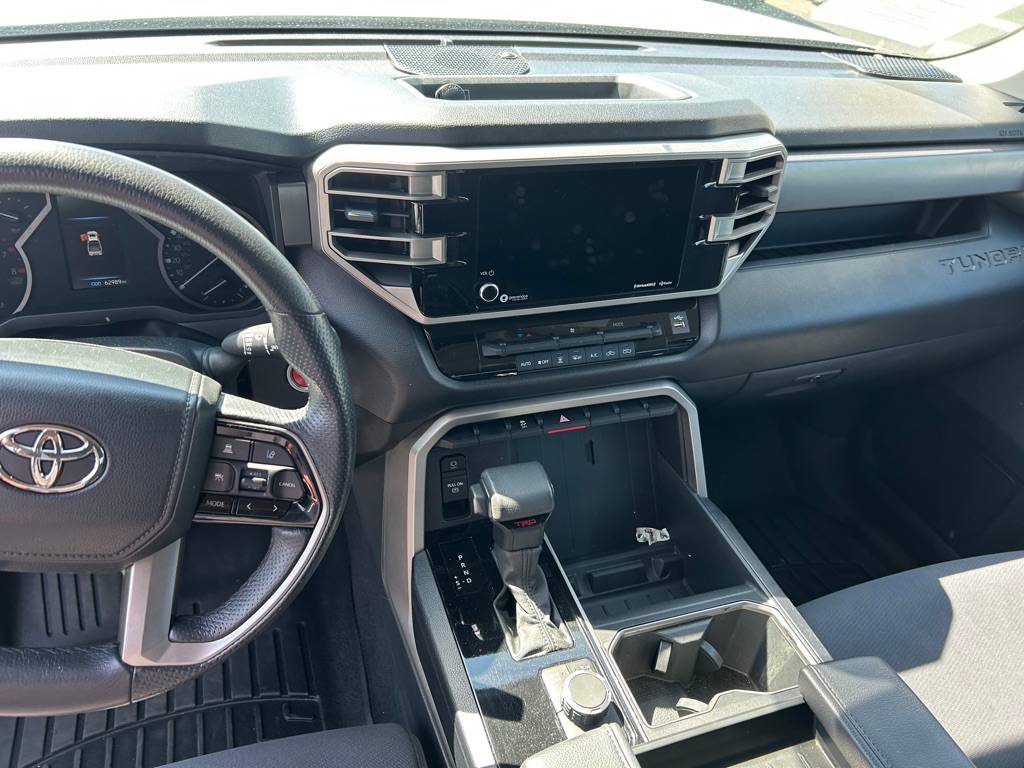 Photo 15 of this TOYOTA TUNDRA