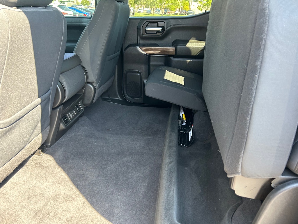 Photo 12 of this CHEVROLET SILVERADO 1500