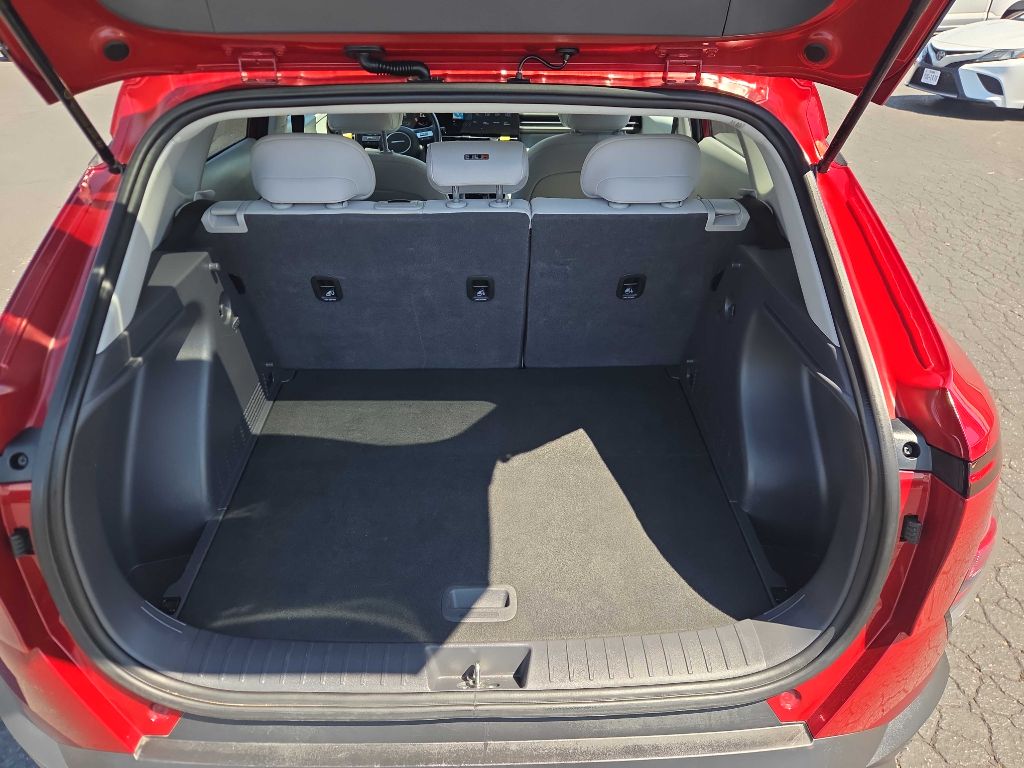 Photo 5 of this HYUNDAI KONA