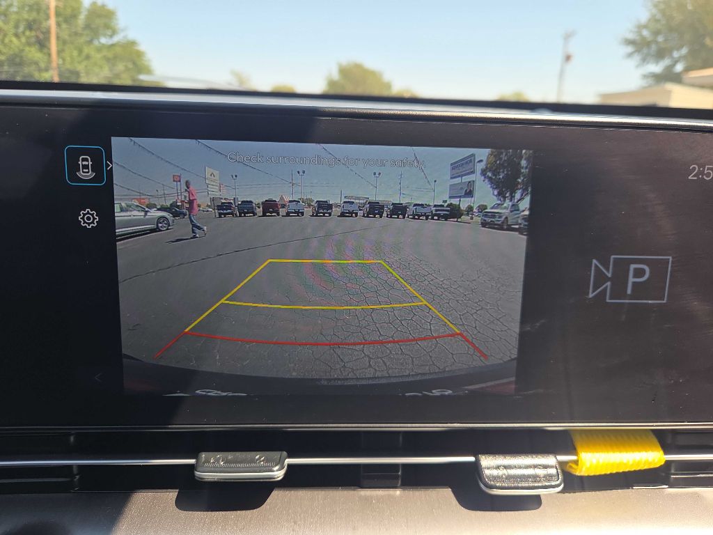 Photo 13 of this HYUNDAI KONA