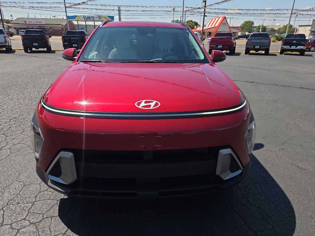 Photo 2 of this HYUNDAI KONA