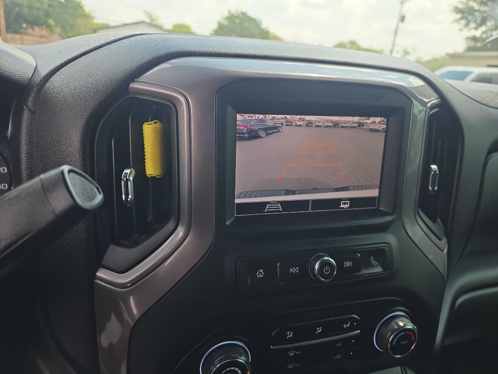 Photo 12 of this CHEVROLET SILVERADO 2500H