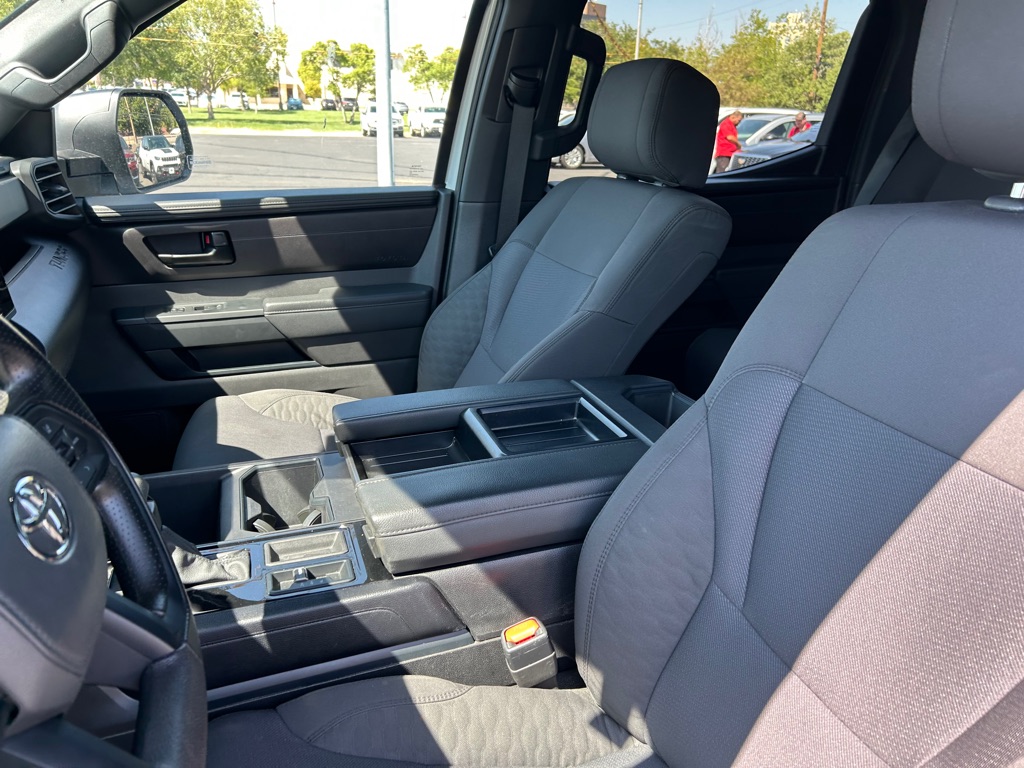 Photo 15 of this TOYOTA TUNDRA