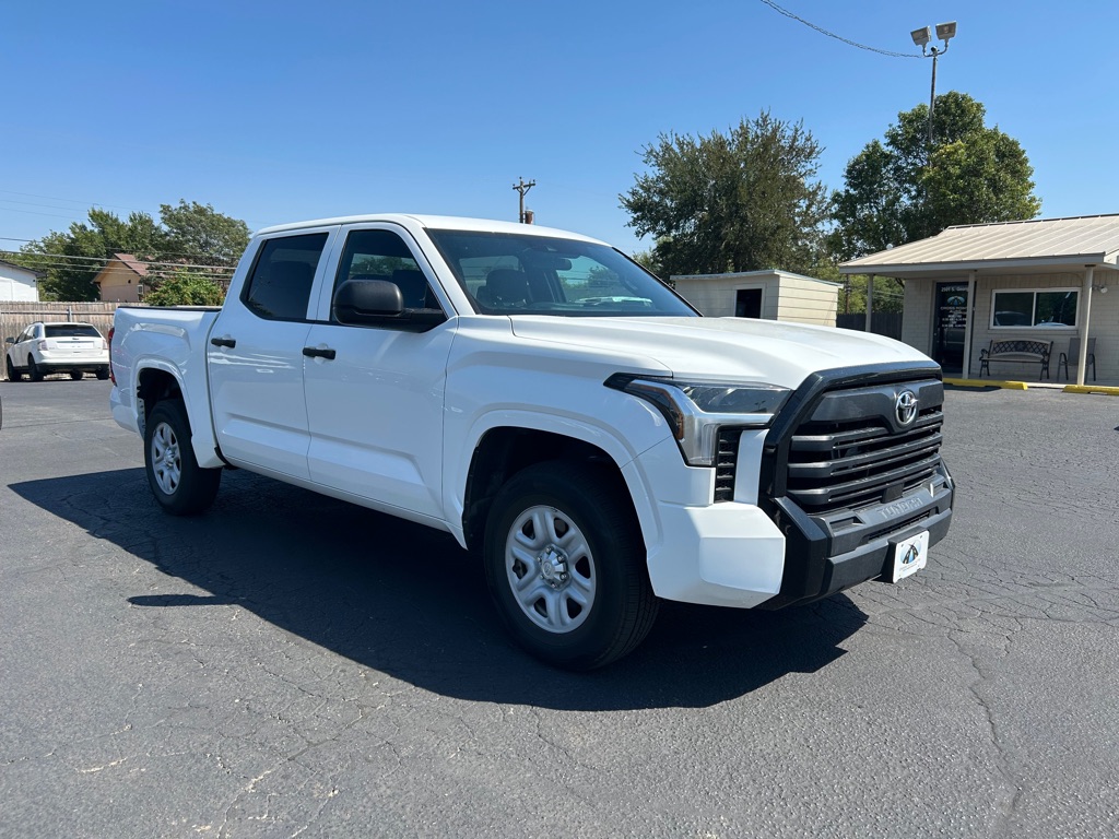 Photo 2 of this TOYOTA TUNDRA