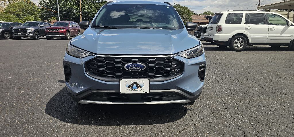 Photo 2 of this FORD ESCAPE