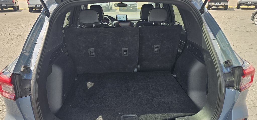 Photo 9 of this FORD ESCAPE