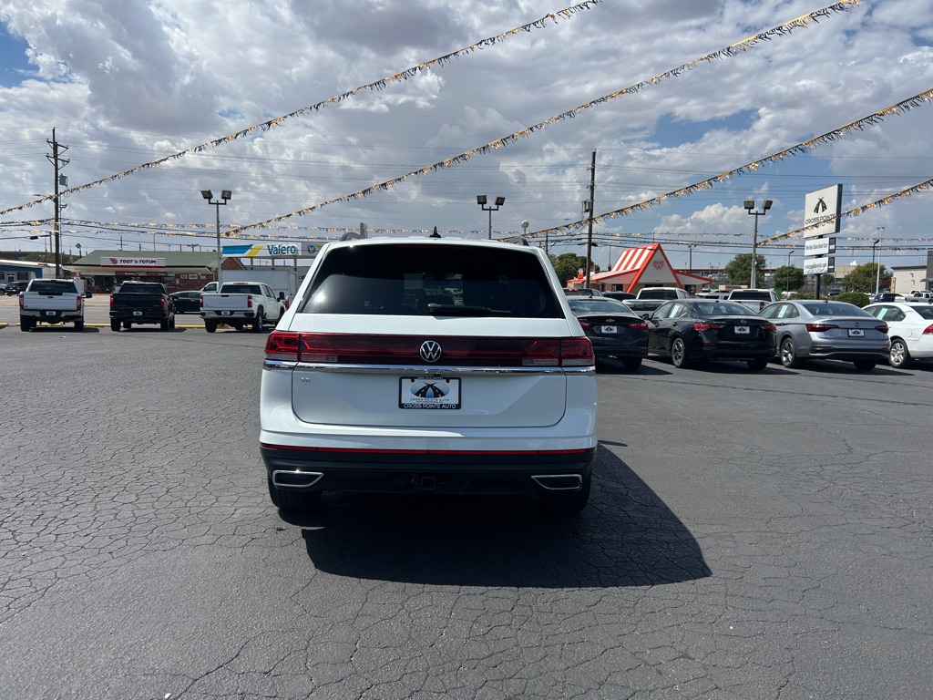 Photo 7 of this VOLKSWAGEN ATLAS