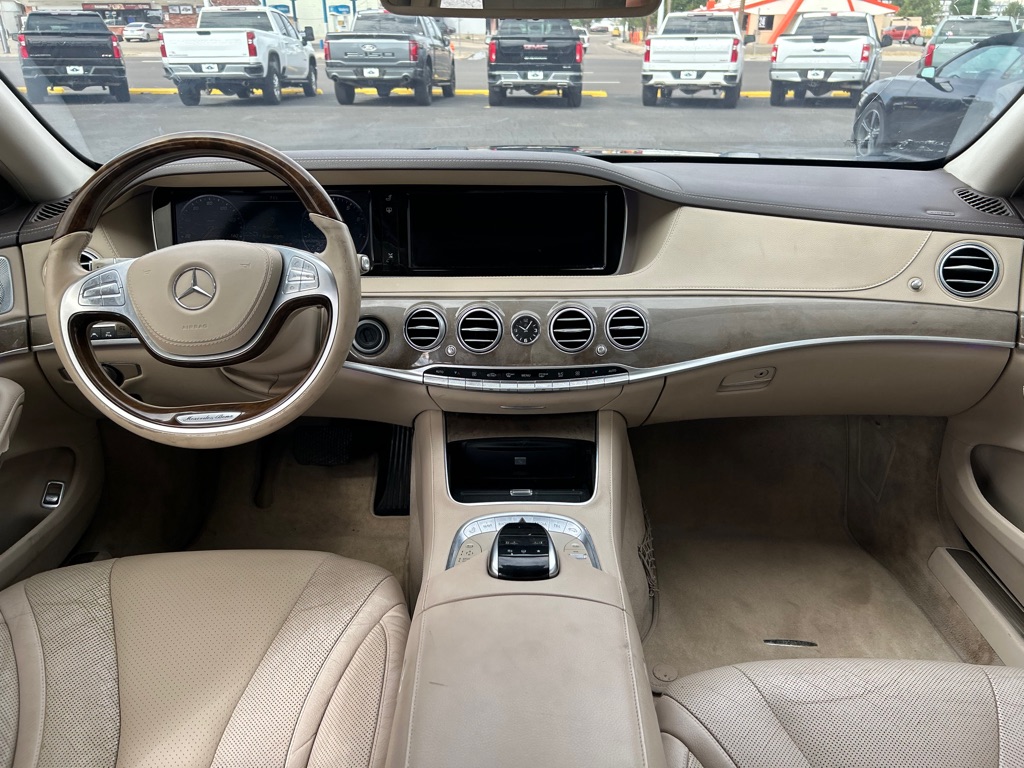 Photo 13 of this MERCEDES-BENZ S-CLASS