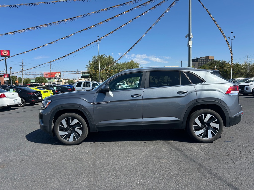 Photo 5 of this VOLKSWAGEN ATLAS CROSS SPO