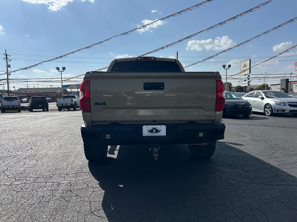 Photo 7 of this TOYOTA TUNDRA