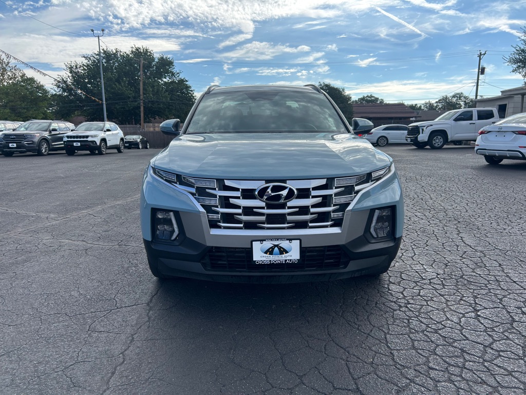Photo 3 of this HYUNDAI SANTA CRUZ