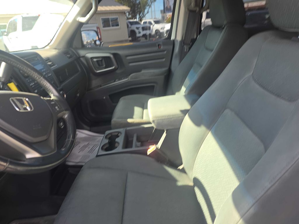 Photo 8 of this HONDA RIDGELINE