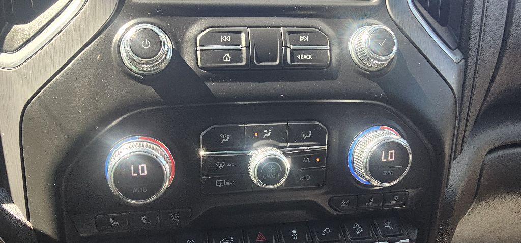 Photo 16 of this GMC SIERRA 1500