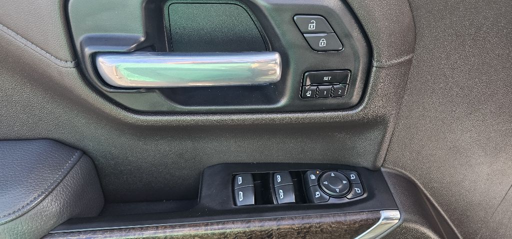 Photo 12 of this GMC SIERRA 1500