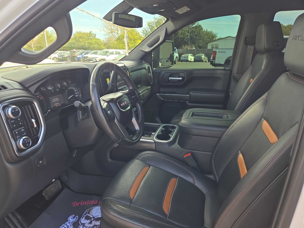 Photo 8 of this GMC SIERRA 1500 LIM