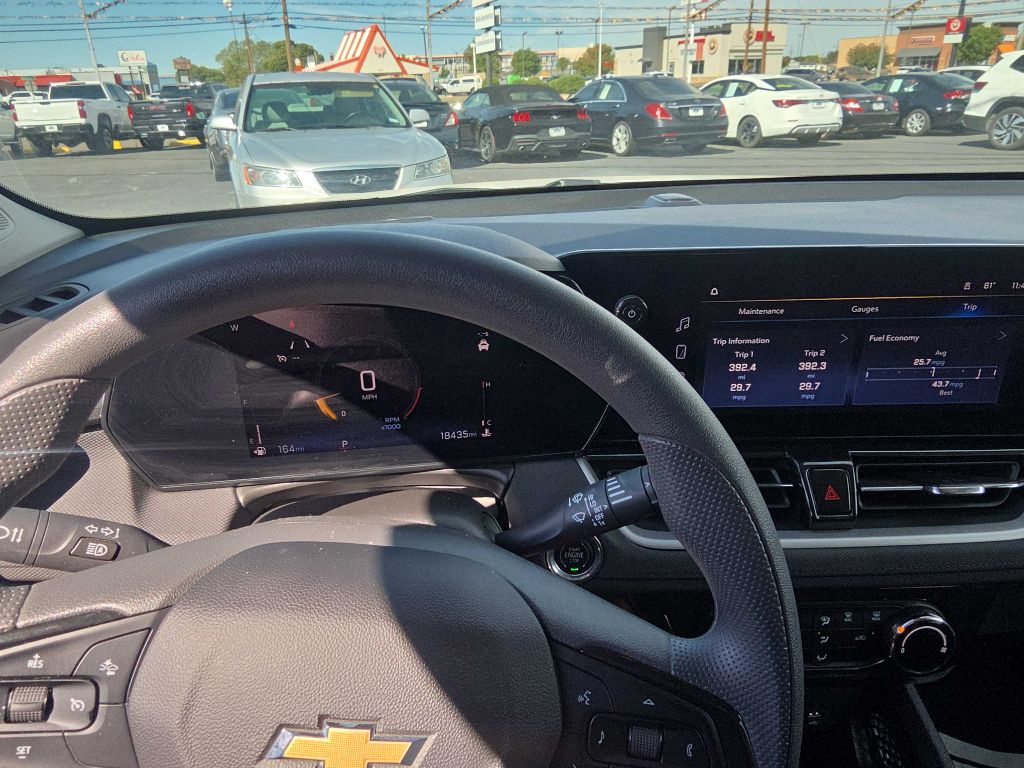 Photo 11 of this CHEVROLET TRAILBLAZER
