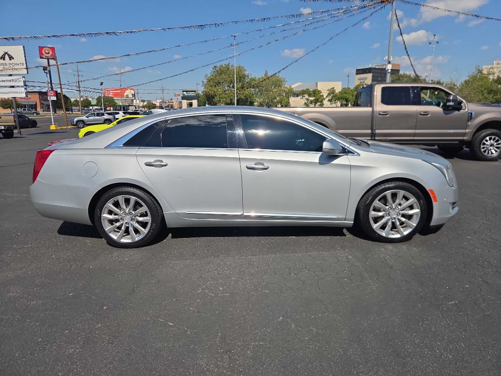 Photo 3 of this CADILLAC XTS