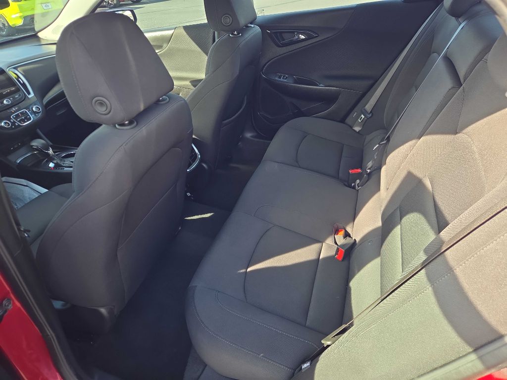 Photo 9 of this CHEVROLET MALIBU