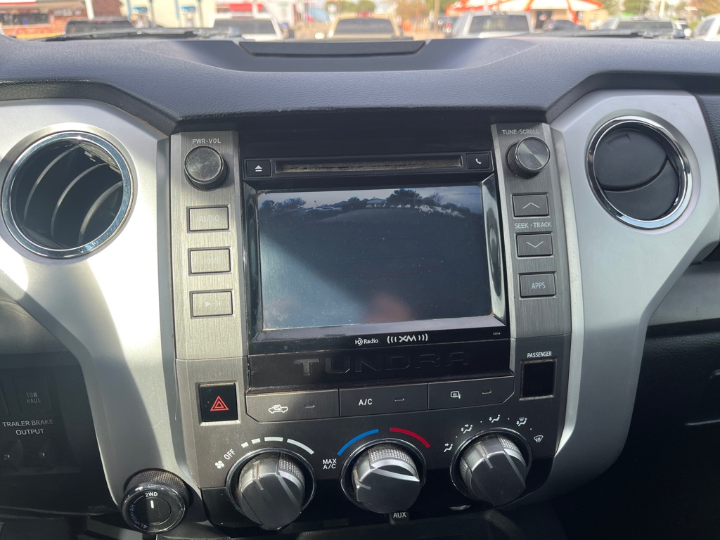 Photo 14 of this TOYOTA TUNDRA