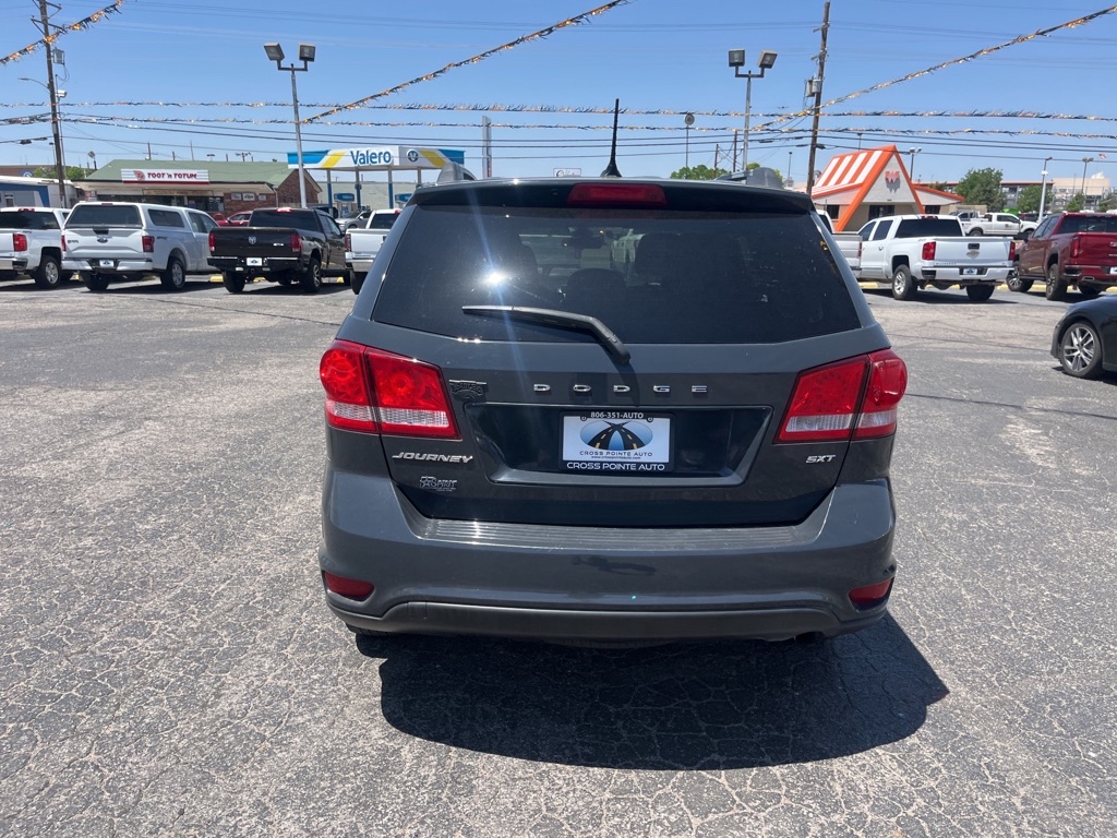 Photo 7 of this DODGE JOURNEY
