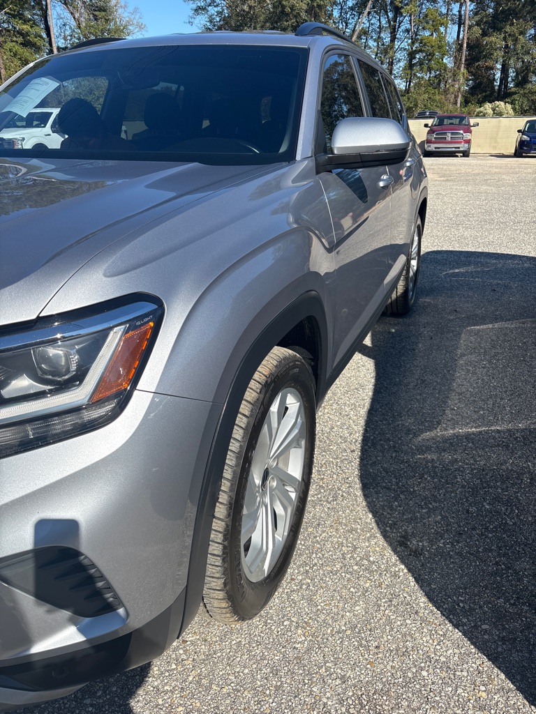 2021 Volkswagen Atlas SE w/Tech's photo