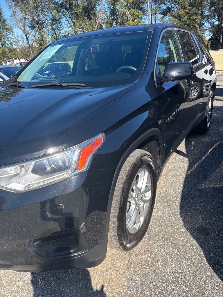 Additional photo of vehicle.