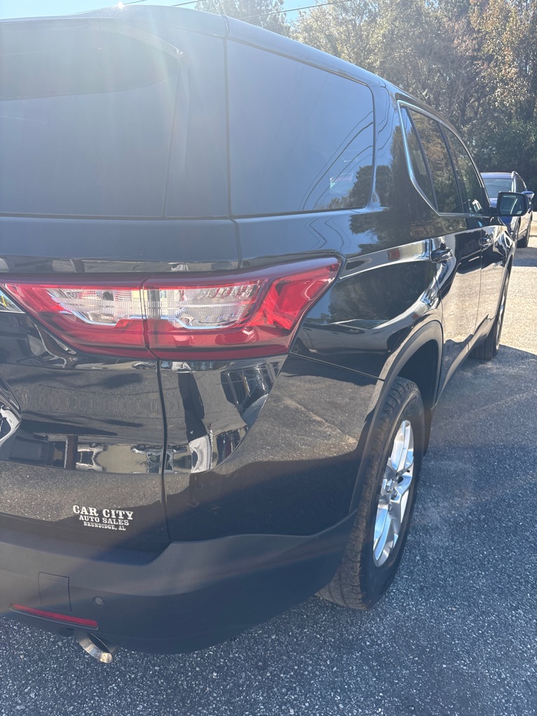 Additional photo of vehicle.