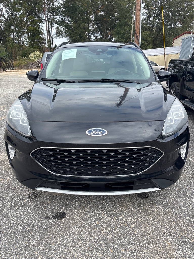 2020 Ford Escape Titanium's photo