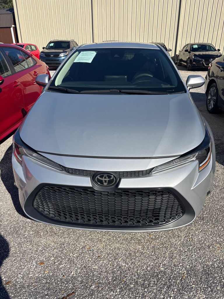 2021 Toyota Corolla LE's photo