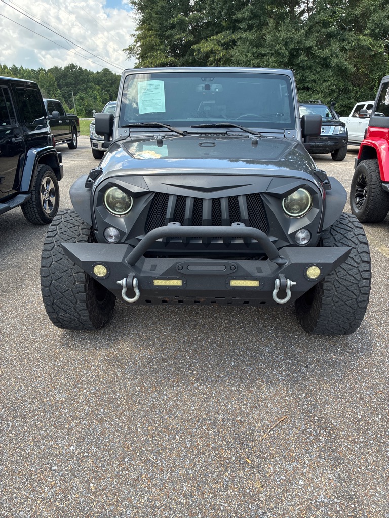 Additional photo of vehicle.