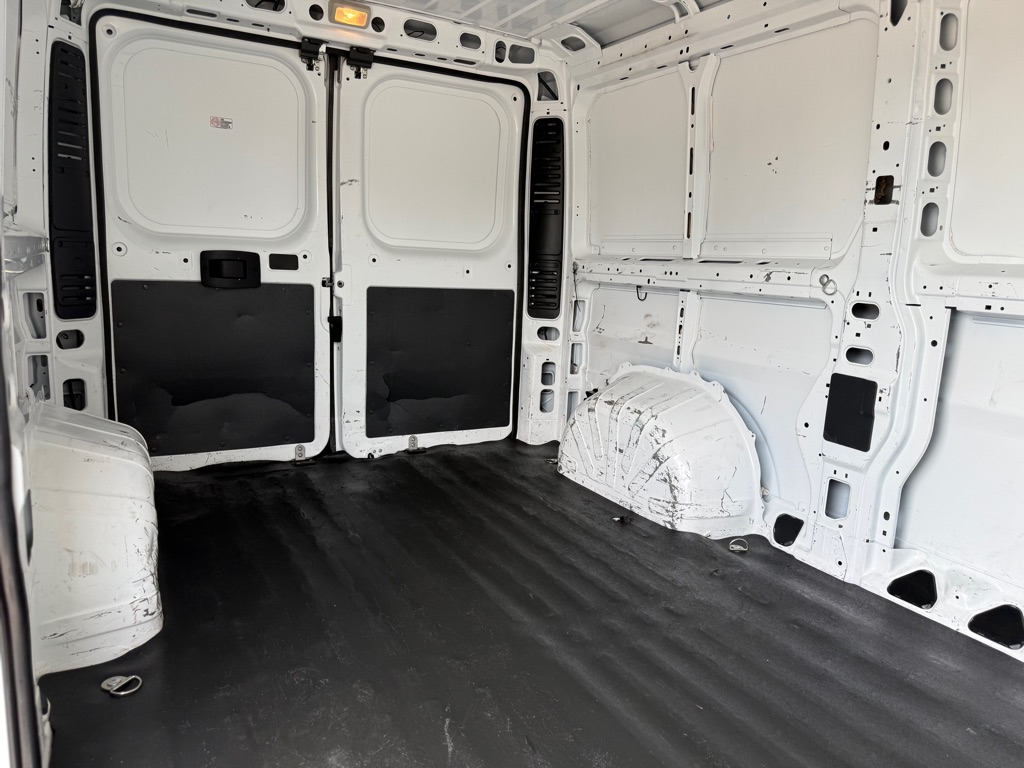 Photo 17 of this RAM PROMASTER 1500
